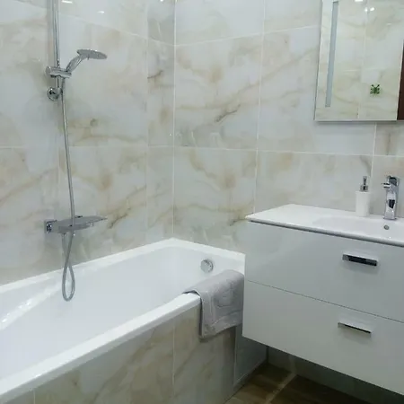Lux Pobeditelei Apartment Minsk
