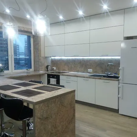 Appartamento Lux Pobeditelei Minsk